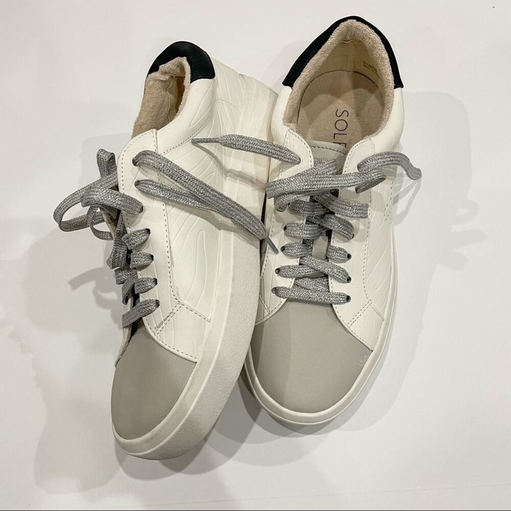 Sole Society Perforated Sneakers NWOT white